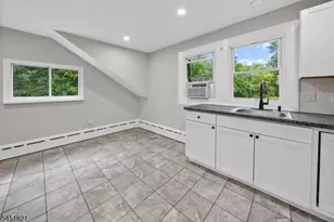 117 Mountain View Rd, Hillsborough Township, NJ 08844 - Photo 6