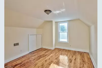 225 S 10th St, Newark, NJ 07107 - Photo 34
