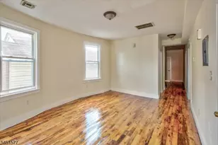 225 S 10th St, Newark, NJ 07107 - Photo 24