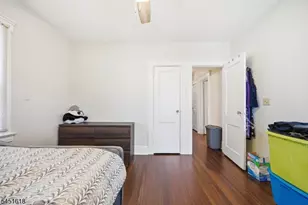 304 Brook Ave, Passaic, NJ 07055 - Photo 8