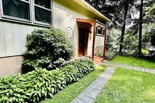 24 W Shore Dr, Vernon, NJ 07462 - Photo 2