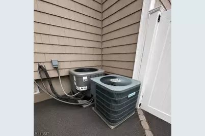 408 Forest St, Kearny, NJ 07032 - Photo 8