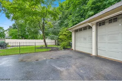1041 Kenyon Ave, Plainfield, NJ 07060 - Photo 38