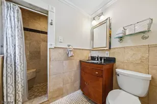1041 Kenyon Ave, Plainfield, NJ 07060 - Photo 32