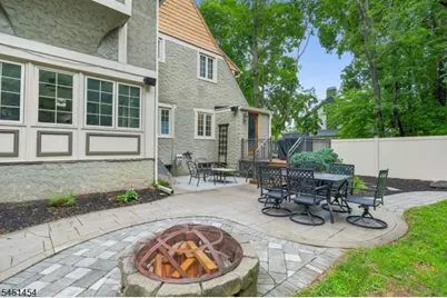 1041 Kenyon Ave, Plainfield, NJ 07060 - Photo 44