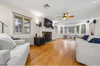 1041 Kenyon Ave, Plainfield, NJ 07060 - Photo 6