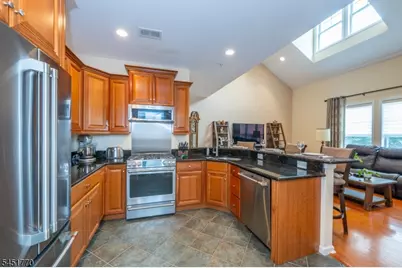 814 River Pl, Butler, NJ 07405 - Photo 10