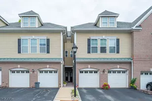 814 River Place, Butler, NJ 07405 - Photo 2