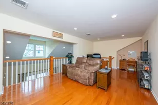 814 River Place, Butler, NJ 07405 - Photo 12