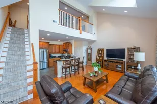 814 River Place, Butler, NJ 07405 - Photo 1