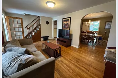 1129 Caldwell Ave, Union Township, NJ 07083 - Photo 6