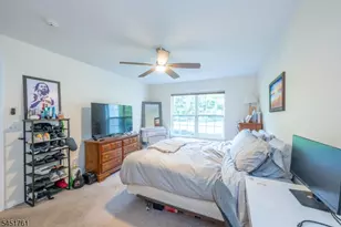 10 Parkside Ct, Wayne Twp., NJ 07470 - Photo 12
