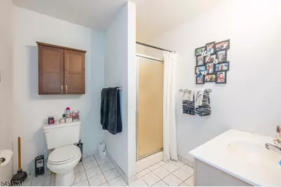 10 Parkside Ct, Wayne Twp., NJ 07470 - Photo 10