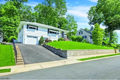 37 Hilltop Ter, Bloomingdale, NJ 07403 - Photo 1
