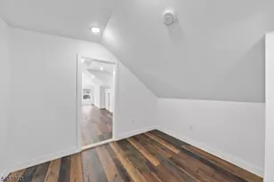 162 Summit Ave, Bloomfield, NJ 07003 - Photo 10