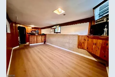 15 Katherine Ave, Passaic, NJ 07055 - Photo 38