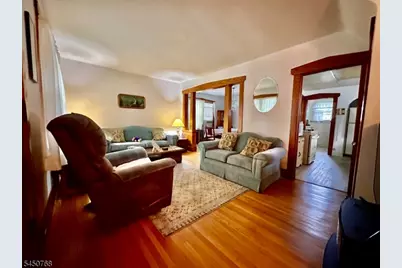 15 Katherine Ave, Passaic, NJ 07055 - Photo 10