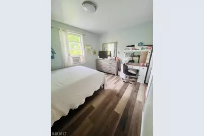 16 Victoria Ave, Newark, NJ 07104 - Photo 24