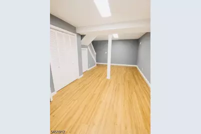 16 Victoria Ave, Newark, NJ 07104 - Photo 14