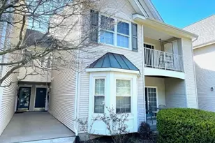122 Cambridge Ct, Clifton, NJ 07014 - Photo 1