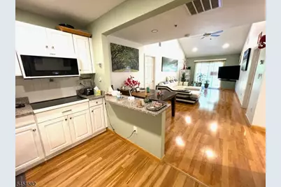 122 Cambridge Ct #122, Clifton, NJ 07014 - Photo 10