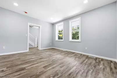 124 Sitgreaves St, Phillipsburg, NJ 08865 - Photo 6