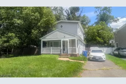 432 N Lincoln Ave, Middlesex, NJ 08846 - Photo 1