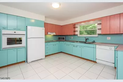 681 Easton Ave, Franklin Township, NJ 08873 - Photo 6