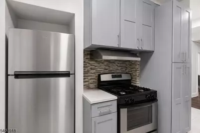 285 Amherst St, East Orange, NJ 07018 - Photo 14