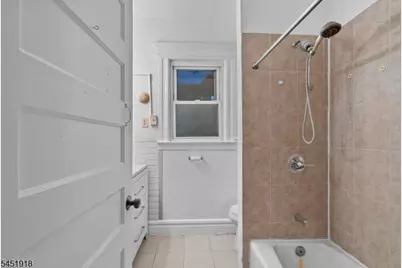 285 Amherst St, East Orange, NJ 07018 - Photo 8