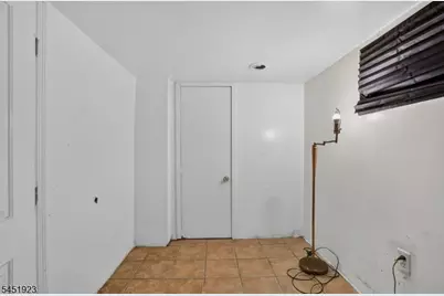 502 Burnside St, Orange, NJ 07050 - Photo 18
