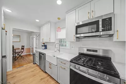 115 Willow Ave, North Plainfield, NJ 07060 - Photo 6