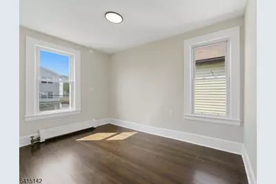 21 Hazard Pl, Elizabeth, NJ 07208 - Photo 18