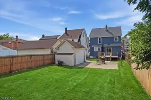 21 Hazard Pl, Elizabeth, NJ 07208 - Photo 38