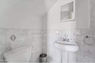21 Hazard Pl, Elizabeth, NJ 07208 - Photo 24