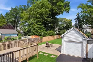 21 Hazard Pl, Elizabeth, NJ 07208 - Photo 34