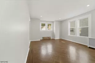21 Hazard Pl, Elizabeth, NJ 07208 - Photo 8