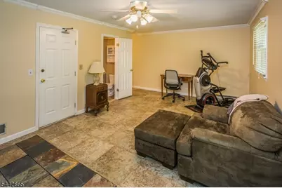 10 Brookstone Cir, Parsippany, NJ 07950 - Photo 26