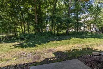 10 Brookstone Cir, Parsippany, NJ 07950 - Photo 28
