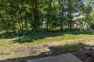 10 Brookstone Cir, Parsippany, NJ 07950 - Photo 28
