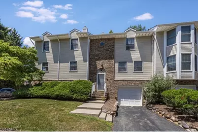 10 Brookstone Cir, Parsippany, NJ 07950 - Photo 1