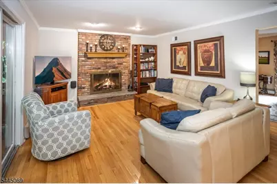 81 Poplar Dr, Hanover Township, NJ 07950 - Photo 14