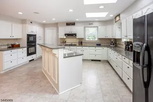 81 Poplar Dr, Hanover Township, NJ 07950 - Photo 10
