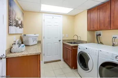 81 Poplar Dr, Hanover Township, NJ 07950 - Photo 34