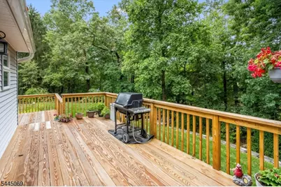 81 Poplar Dr, Hanover Township, NJ 07950 - Photo 36