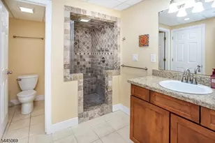 81 Poplar Dr, Hanover Township, NJ 07950 - Photo 32