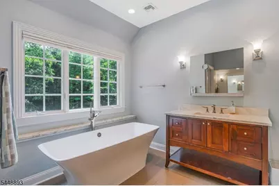 246 Beacon Hill Rd, Washington Township, NJ 07830 - Photo 36
