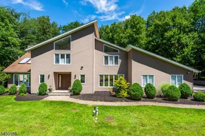 11 Vista Dr, Rockaway Township, NJ 07005 - Photo 1