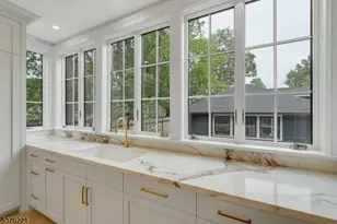 82 Watchung Ave, Montclair, NJ 07043 - Photo 16