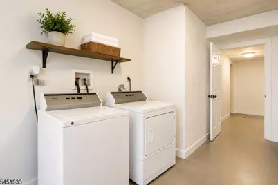 305 Cator Ave #1D, Jersey City, NJ 07305 - Photo 16